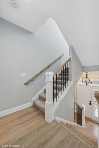 416 N Cass Avenue 4, Westmont, IL 60559