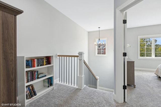 416 N Cass Avenue 4, Westmont, IL 60559