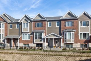416 N Cass Avenue 4, Westmont, IL 60559