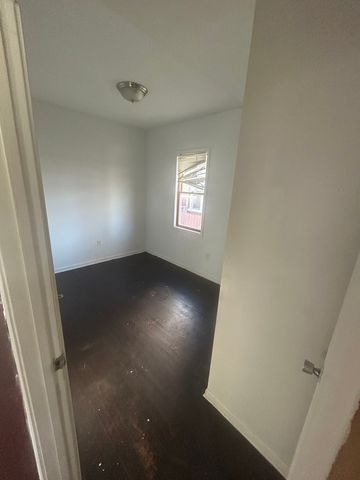 1021 7th Street, Rockford, IL 61104