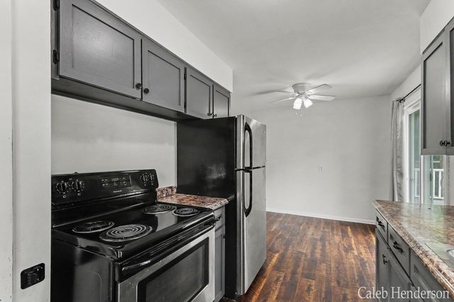 2712 Byron Center Avenue Sw, City Of Wyoming, MI 49519