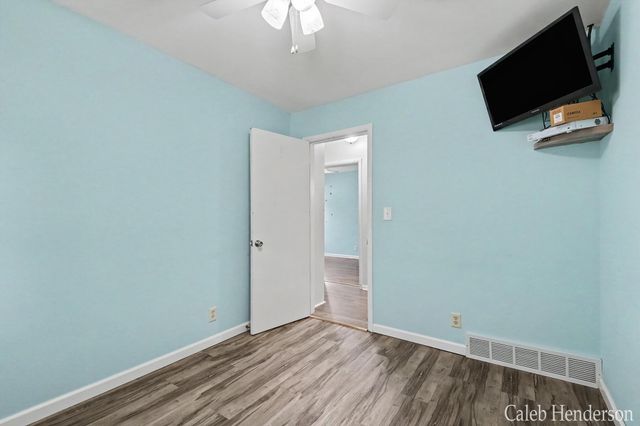 2712 Byron Center Avenue Sw, City Of Wyoming, MI 49519