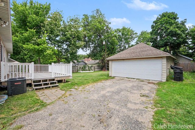2712 Byron Center Avenue Sw, City Of Wyoming, MI 49519