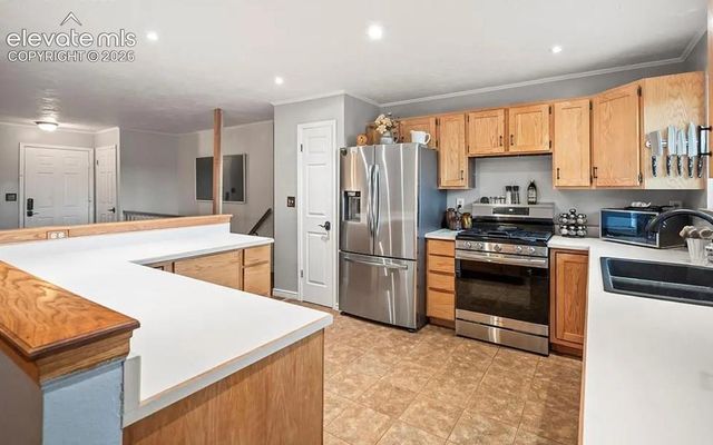 3060 Maverick Drive, Colorado Springs, CO 80918