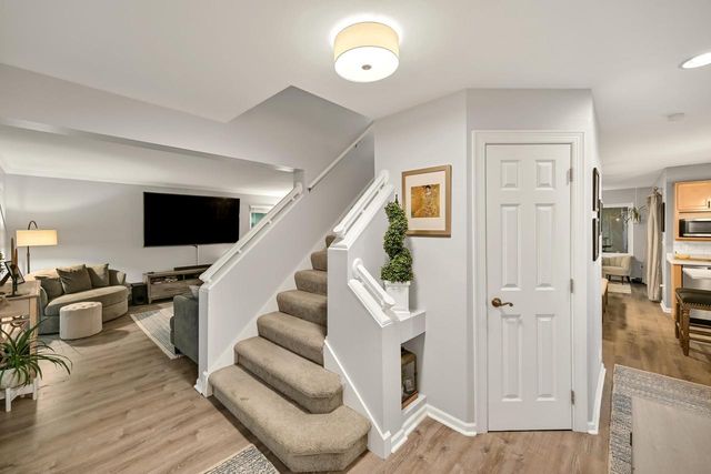 1864 Blackfoot COURT, Grafton, WI 53024