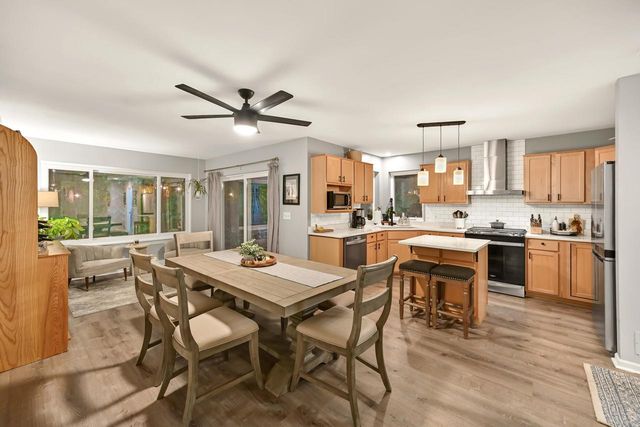 1864 Blackfoot COURT, Grafton, WI 53024