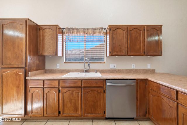 2492 INVERRARY Drive, Sierra Vista, AZ 85650