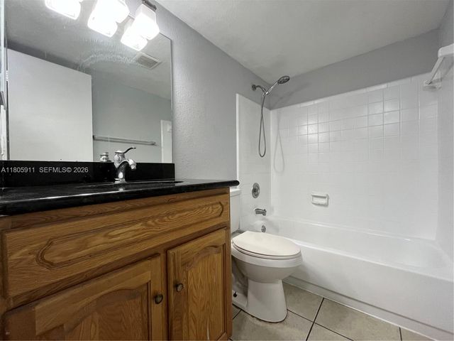 4469 Treehouse Lane B, Tamarac, FL 33319