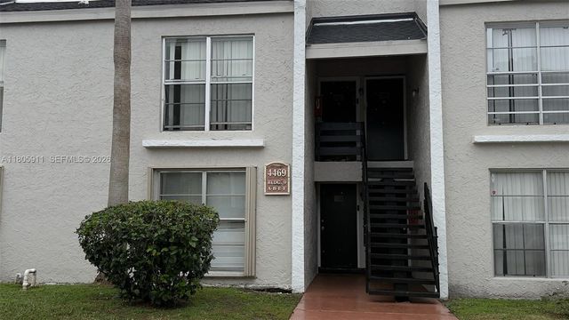 4469 Treehouse Lane B, Tamarac, FL 33319