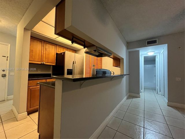 4469 Treehouse Lane B, Tamarac, FL 33319