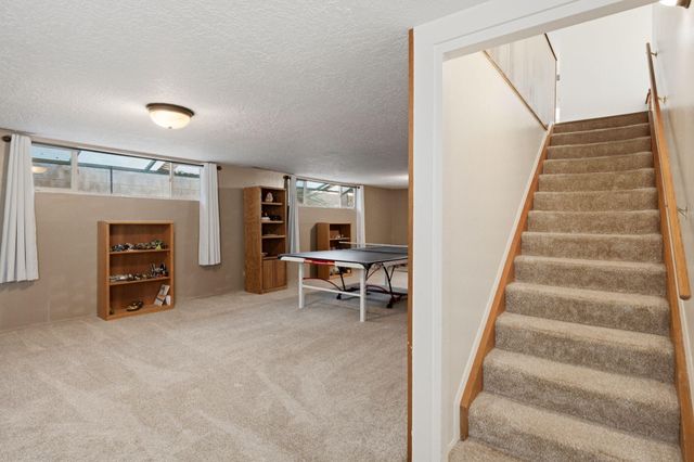 2813 Espanola Street NE, Albuquerque, NM 87110