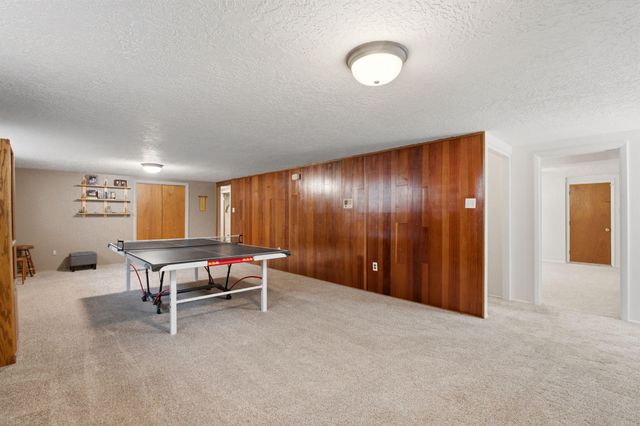 2813 Espanola Street NE, Albuquerque, NM 87110