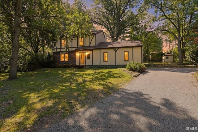 26222 Tyris Street, South Bend, IN 46619