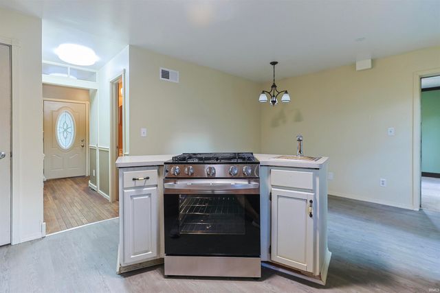 26222 Tyris Street, South Bend, IN 46619