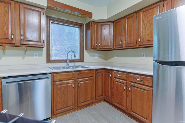 26222 Tyris Street, South Bend, IN 46619