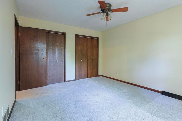 26222 Tyris Street, South Bend, IN 46619