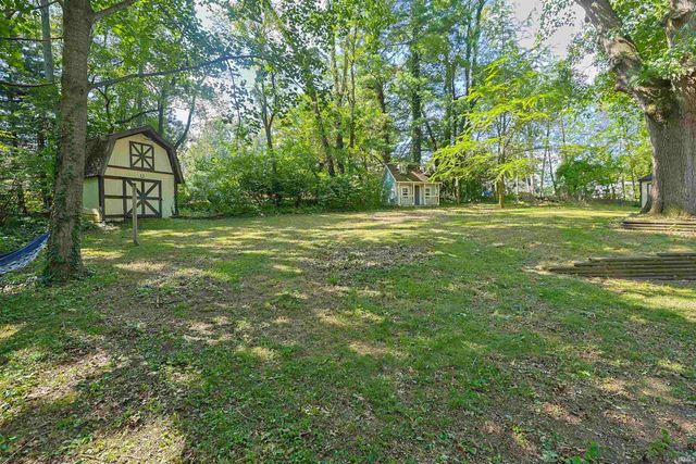 26222 Tyris Street, South Bend, IN 46619