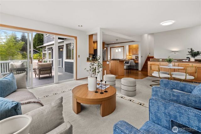 5404 NE 197th Street, Lake Forest Park, WA 98155