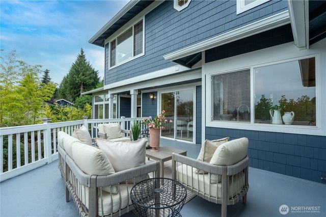 5404 NE 197th Street, Lake Forest Park, WA 98155