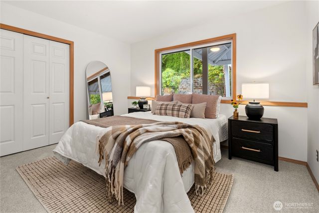 5404 NE 197th Street, Lake Forest Park, WA 98155