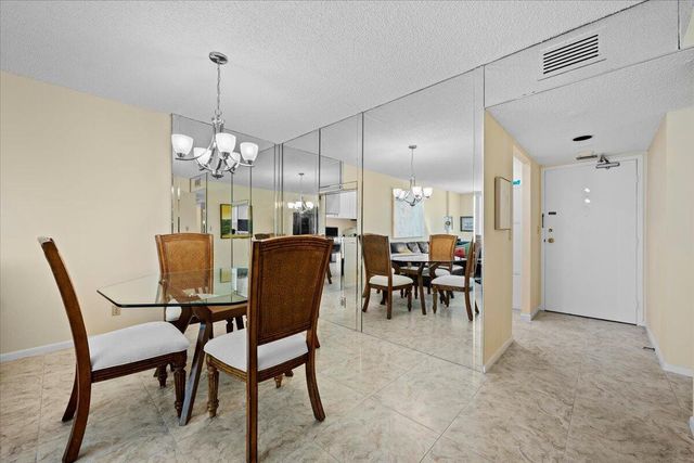 3540 S Ocean Boulevard 309, South Palm Beach, FL 33480