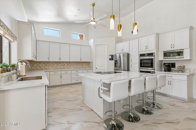 11155 E GOLD DUST Avenue, Scottsdale, AZ 85259