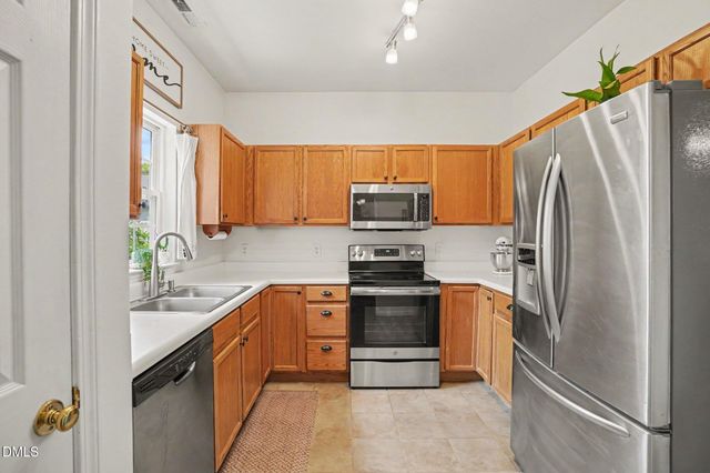 109 Danesway Drive, Holly Springs, NC 27540