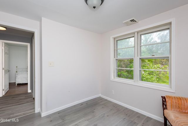 1100 Sacandaga Road, Glenville, NY 12302