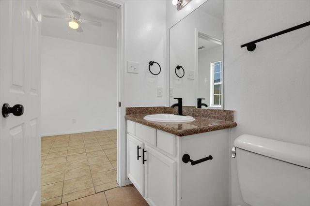 6933 Liverpool Street A, Houston, TX 77021