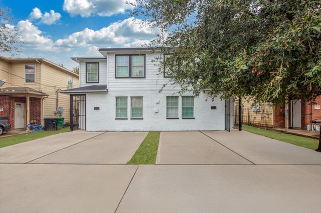6933 Liverpool Street A, Houston, TX 77021