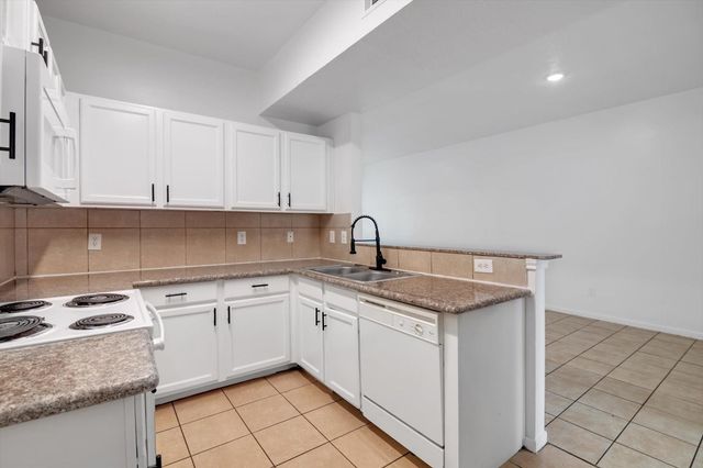 6933 Liverpool Street A, Houston, TX 77021