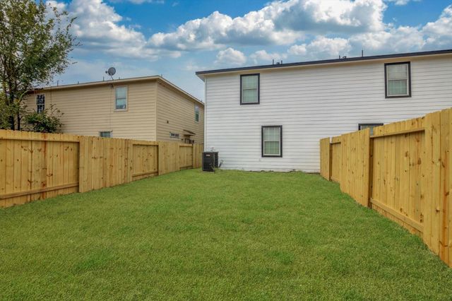 6933 Liverpool Street A, Houston, TX 77021