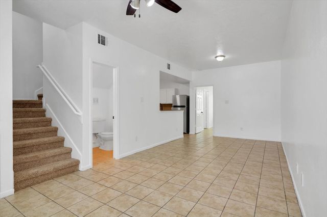 6933 Liverpool Street A, Houston, TX 77021