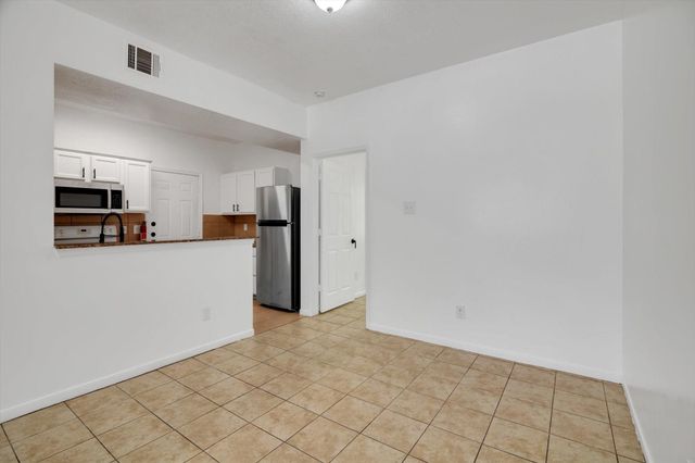 6933 Liverpool Street A, Houston, TX 77021