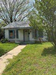 1130 Lewis, Bellmead, TX 76705