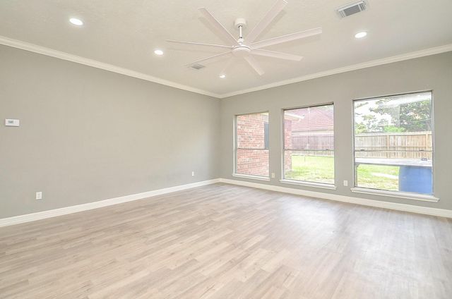9211 Abbey Chase Lane, Houston, TX 77095