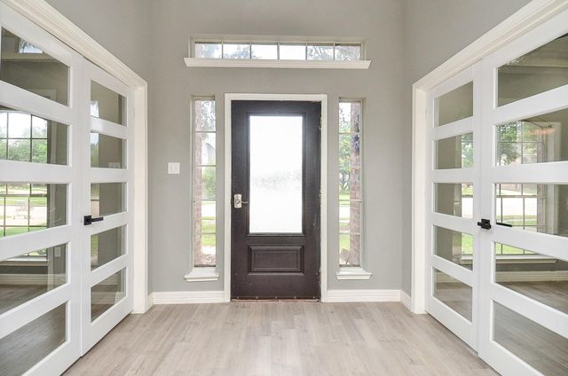 9211 Abbey Chase Lane, Houston, TX 77095