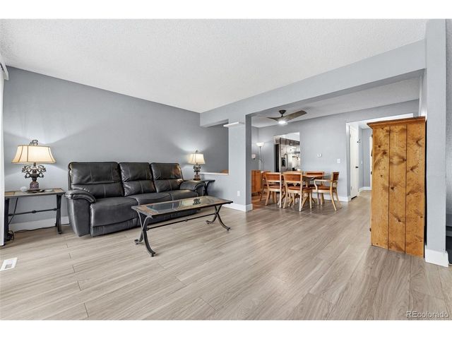7966 W 90th Ave 113, Broomfield, CO 80021