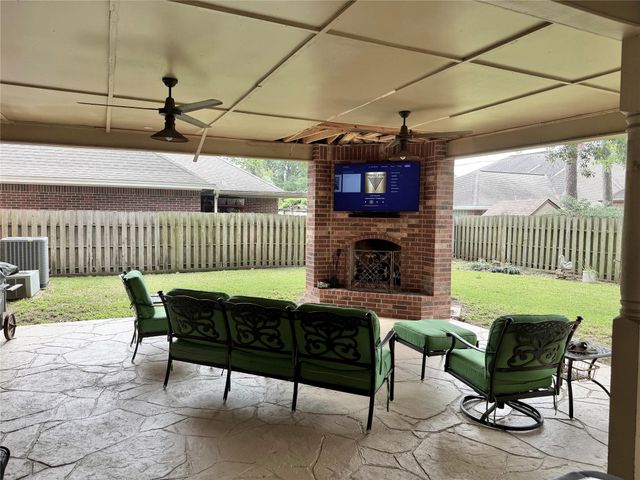 3807 Summer Lane, Baytown, TX 77521