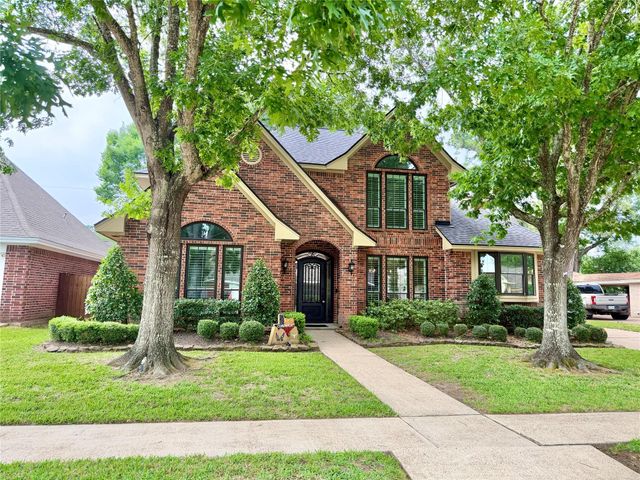 3807 Summer Lane, Baytown, TX 77521