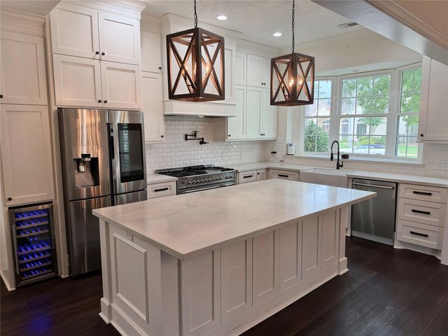 3807 Summer Lane, Baytown, TX 77521