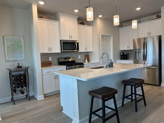 435 Rollins Dr., Longs, SC 29568