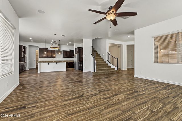 2664 E HAZELTINE Way, Gilbert, AZ 85298