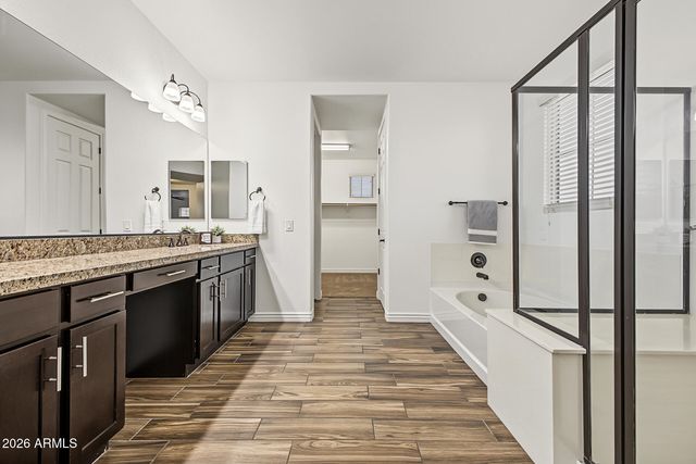 2664 E HAZELTINE Way, Gilbert, AZ 85298