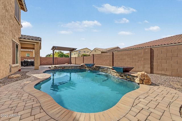 2664 E HAZELTINE Way, Gilbert, AZ 85298