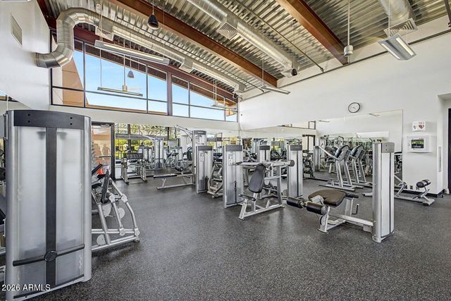 2664 E HAZELTINE Way, Gilbert, AZ 85298