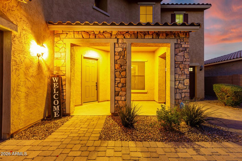 2664 E HAZELTINE Way, Gilbert, AZ 85298 — photo 3