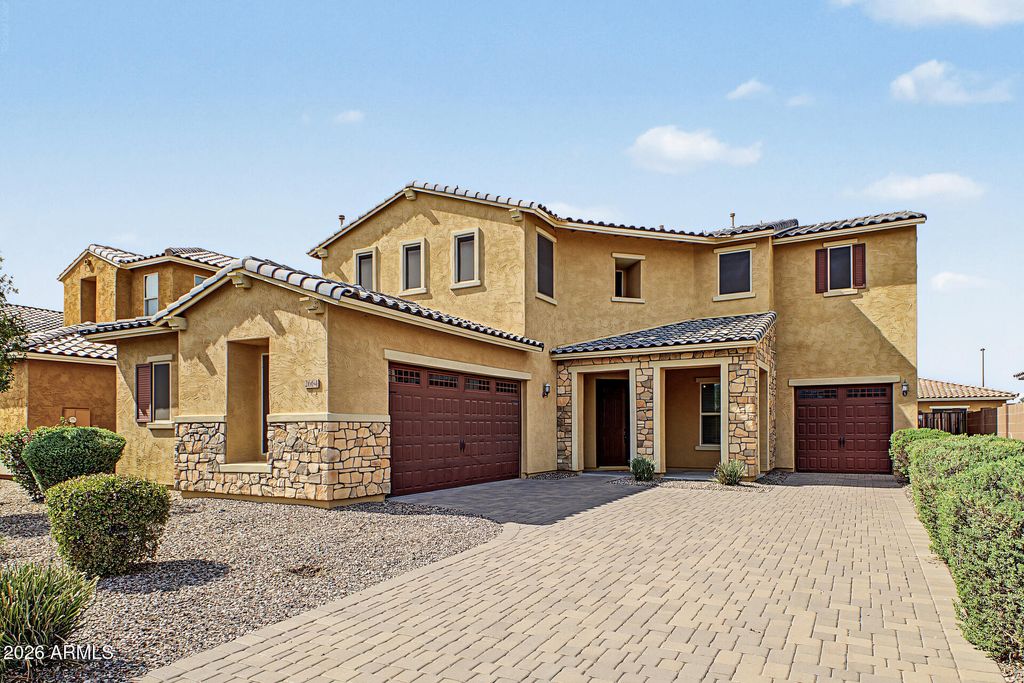 2664 E HAZELTINE Way, Gilbert, AZ 85298 — photo 4