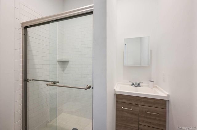 3 Meadow Way, Westhampton Beach, NY 11978