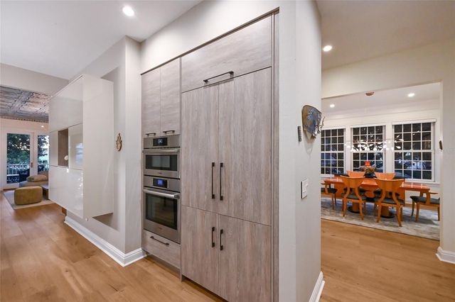 1749 LINCOLN PARK CIRCLE, Sarasota, FL 34236